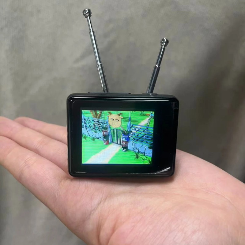 Color Touch Screen Miniature R - огляд і ціна Retro Gaming Tv