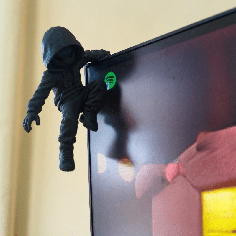 Climb Hoodie Alien Mini Statue - огляд і ціна Retro Gaming Gadgets